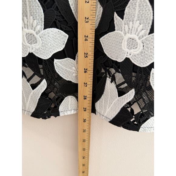 Ming Wang Openwork Floral Lace Monochrome Skirt Set Elegant Old Money S/M - Picture 9 of 12